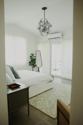Olive Villa Palmas - Modern Beachfront